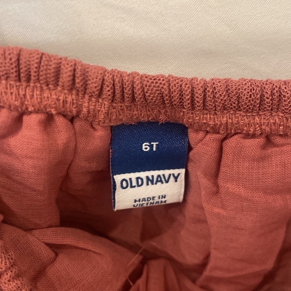 Old Navy girls tulle skirt 6t dark pink Maeve color - Picture 3 of 5